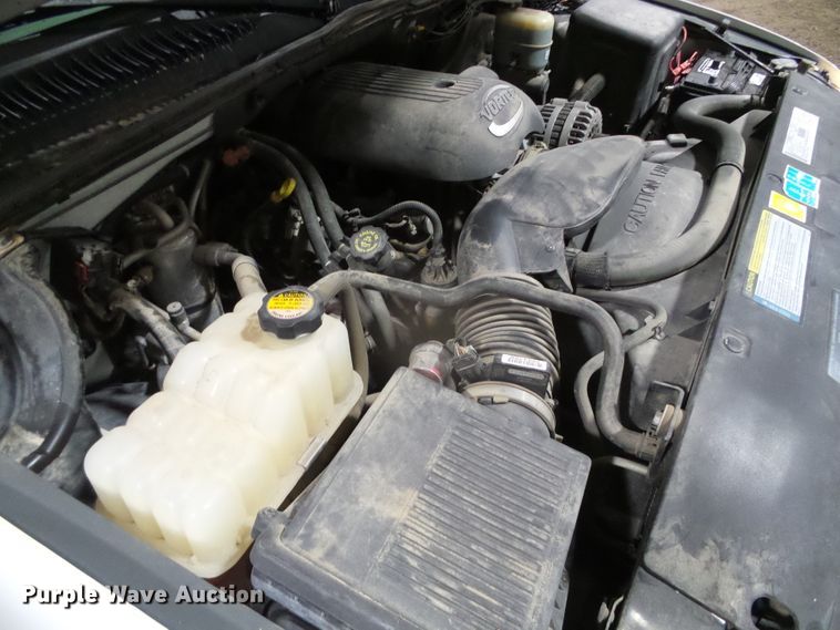 image for item EK9762 2001 Chevrolet Suburban K1500  SUV