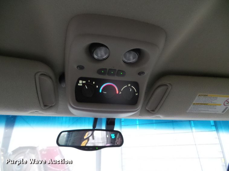 image for item EK9762 2001 Chevrolet Suburban K1500  SUV