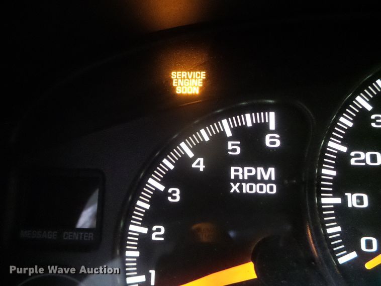 image for item EK9762 2001 Chevrolet Suburban K1500  SUV