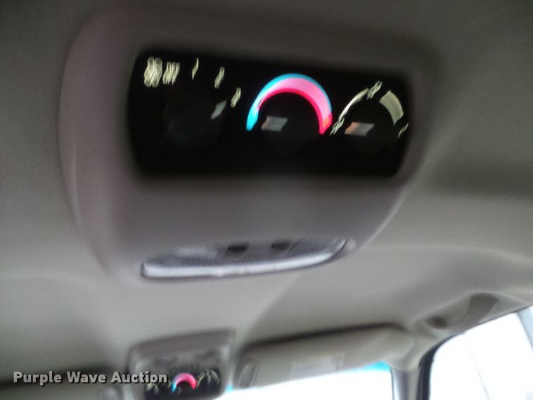 image for item EK9762 2001 Chevrolet Suburban K1500  SUV