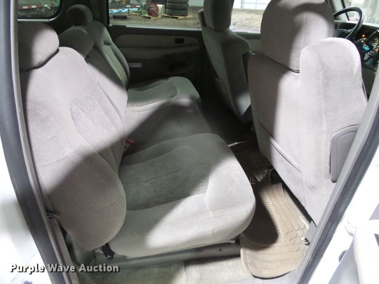 image for item EK9762 2001 Chevrolet Suburban K1500  SUV