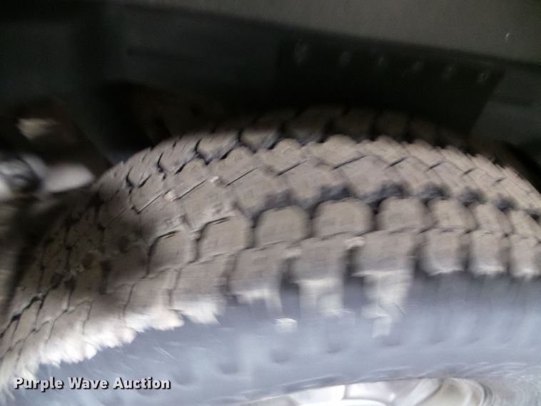 image for item EK9762 2001 Chevrolet Suburban K1500  SUV