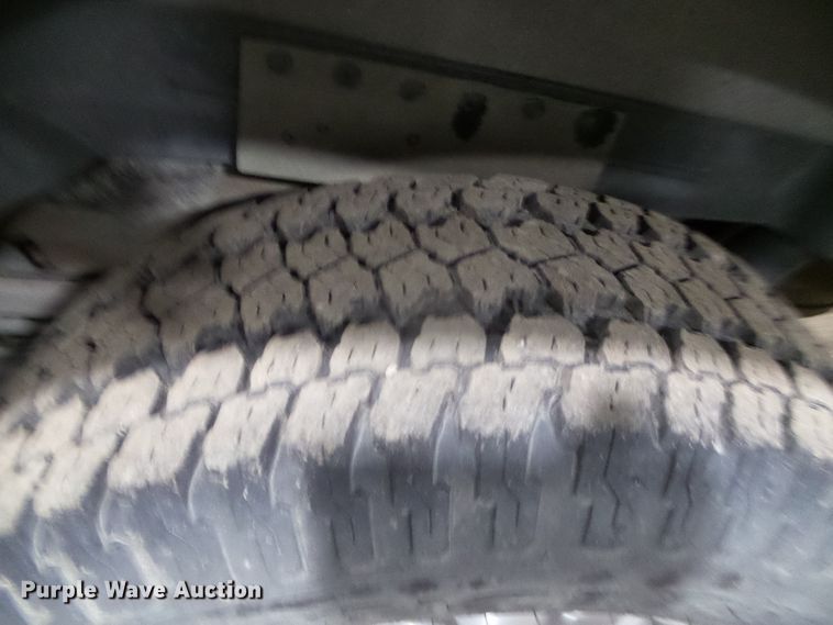 image for item EK9762 2001 Chevrolet Suburban K1500  SUV