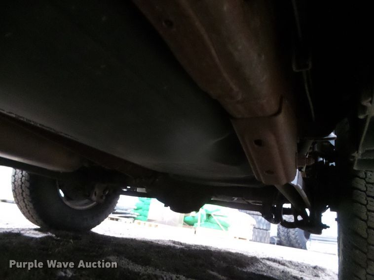 image for item EK9762 2001 Chevrolet Suburban K1500  SUV