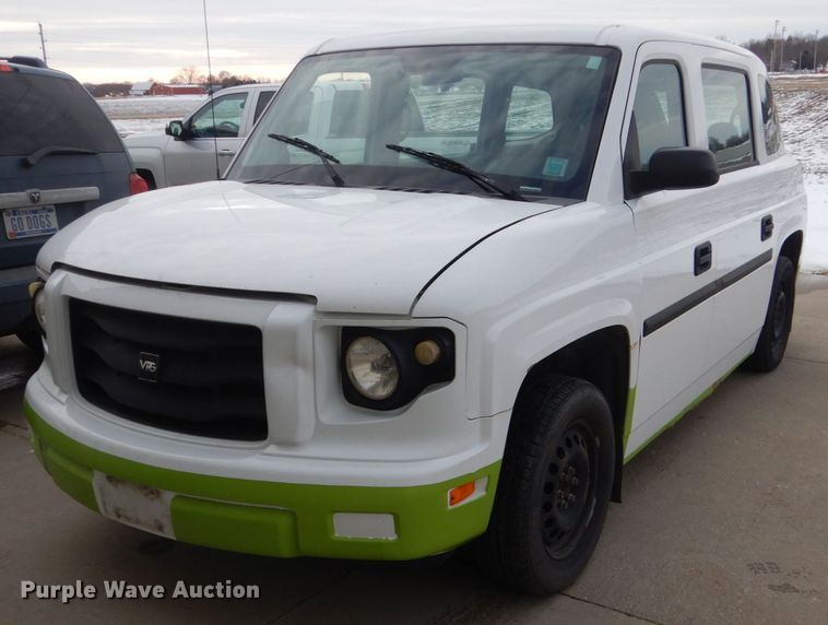 image for item FT9249 2011 VPG MV1GD  handicap accessible van