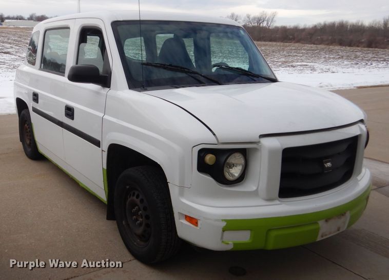 image for item FT9249 2011 VPG MV1GD  handicap accessible van