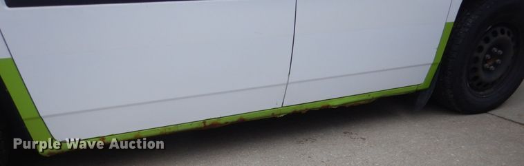 image for item FT9249 2011 VPG MV1GD  handicap accessible van