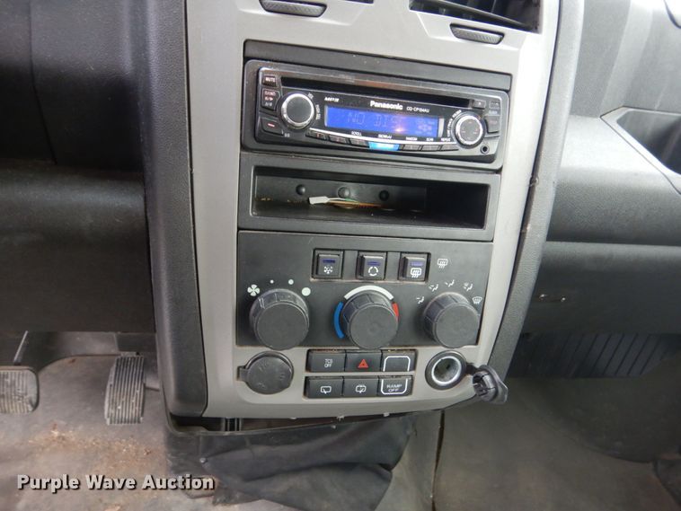 image for item FT9249 2011 VPG MV1GD  handicap accessible van