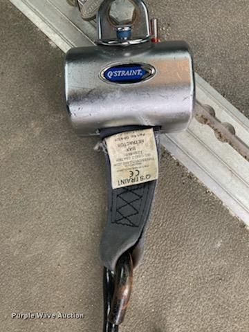 image for item FT9249 2011 VPG MV1GD  handicap accessible van