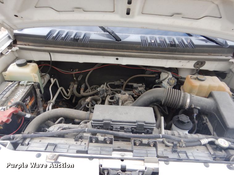 image for item FT9249 2011 VPG MV1GD  handicap accessible van