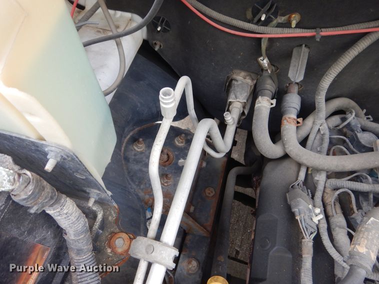 image for item FT9249 2011 VPG MV1GD  handicap accessible van