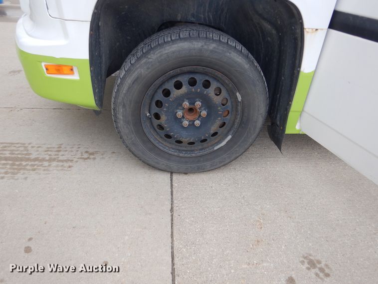 image for item FT9249 2011 VPG MV1GD  handicap accessible van