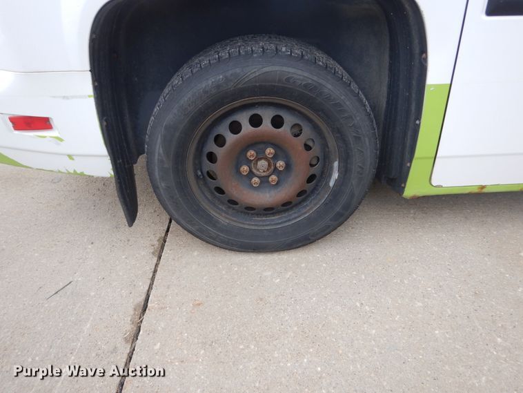 image for item FT9249 2011 VPG MV1GD  handicap accessible van