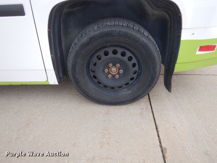 image for item FT9249 2011 VPG MV1GD  handicap accessible van