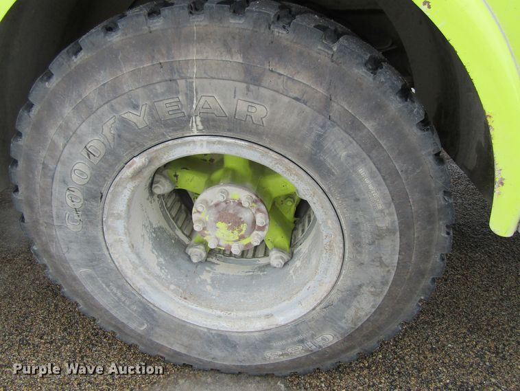 image for item GC9785 1986 Ford F800  pumper fire truck