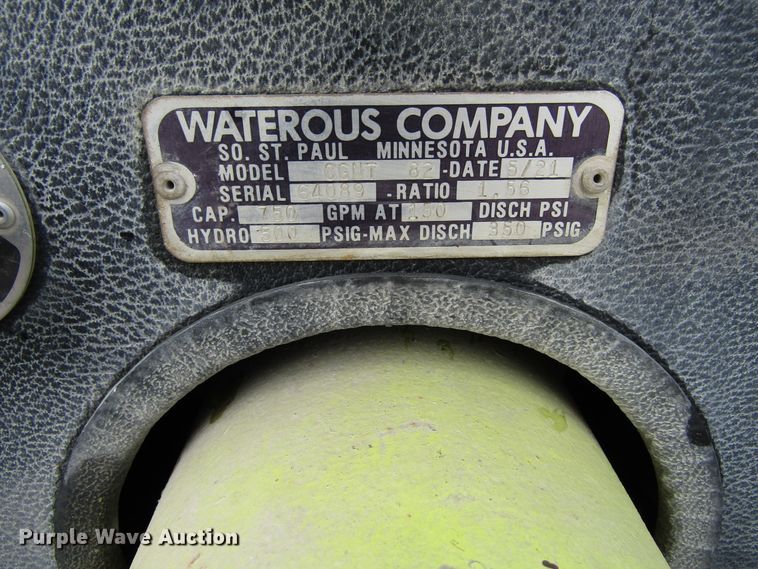 image for item GC9786 1982 Ford F800  pumper fire truck