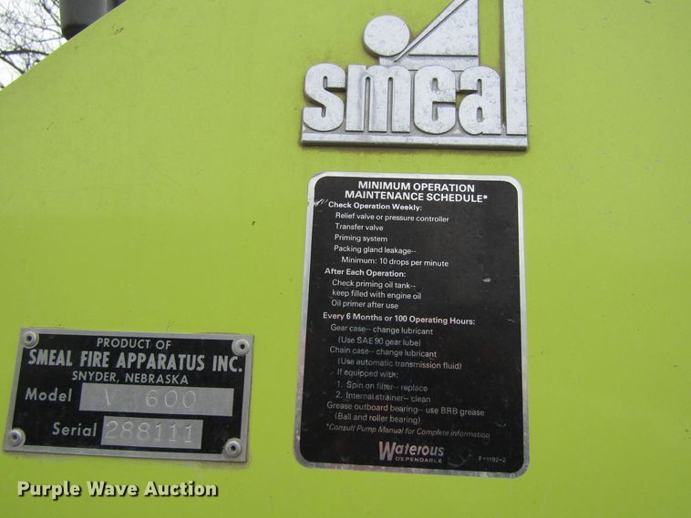 image for item GC9786 1982 Ford F800  pumper fire truck