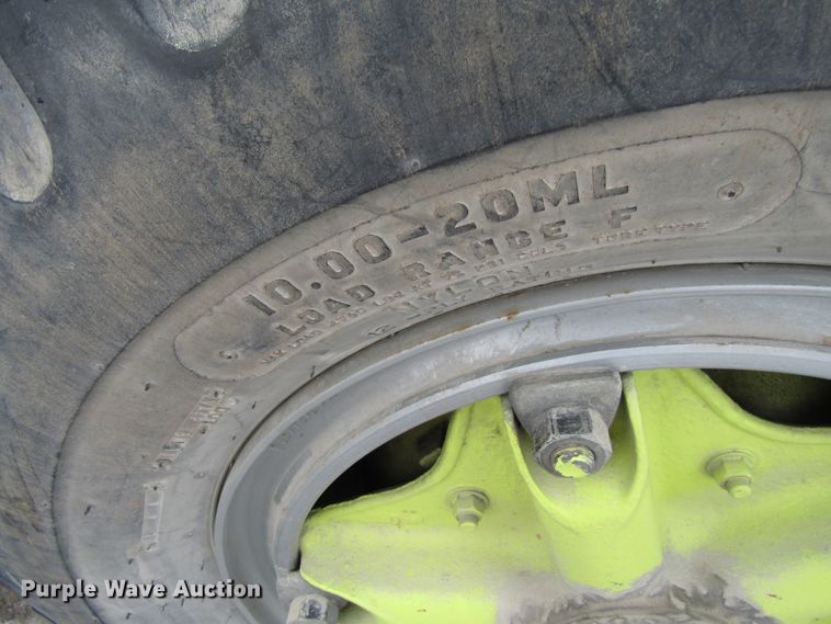 image for item GC9786 1982 Ford F800  pumper fire truck