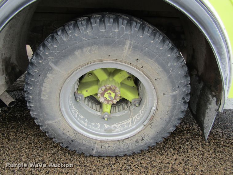 image for item GC9786 1982 Ford F800  pumper fire truck