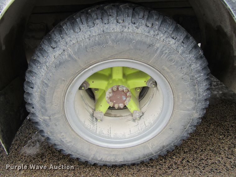 image for item GC9786 1982 Ford F800  pumper fire truck