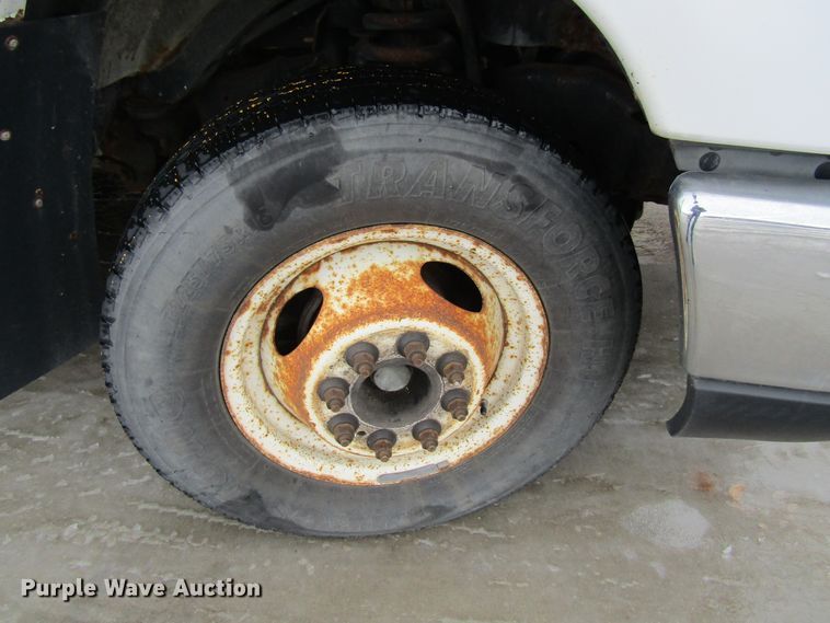 image for item GC9787 2009 Ford E450  shuttle bus