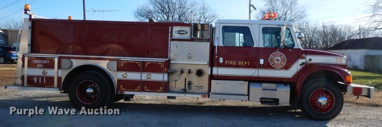 image for item GK9693 1993 International  E-One pumper fire truck