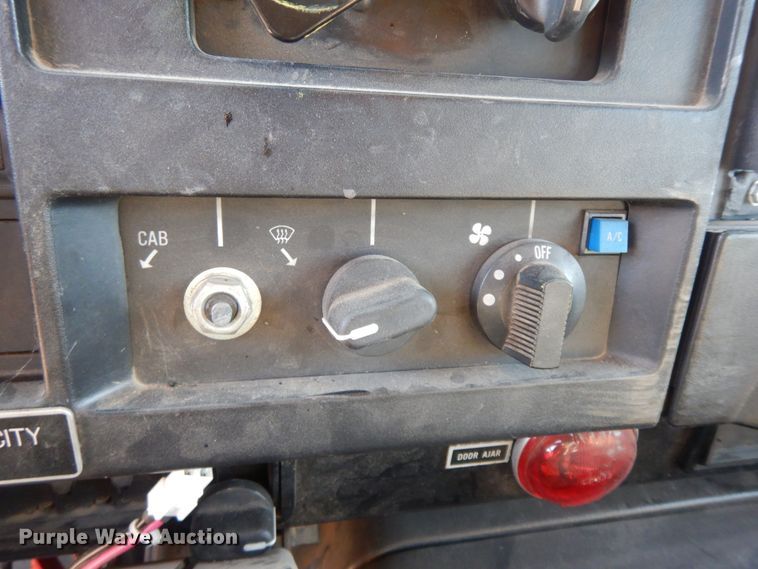 image for item GK9693 1993 International  E-One pumper fire truck