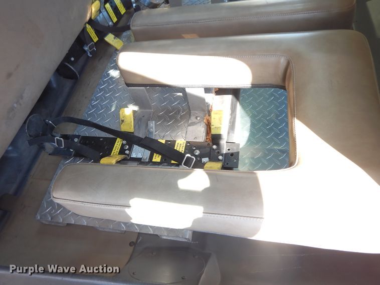 image for item GK9693 1993 International  E-One pumper fire truck