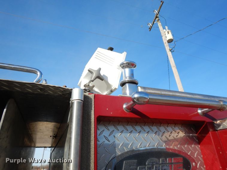 image for item GK9693 1993 International  E-One pumper fire truck