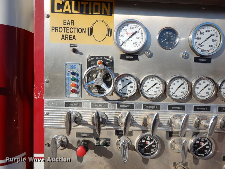 image for item GK9693 1993 International  E-One pumper fire truck