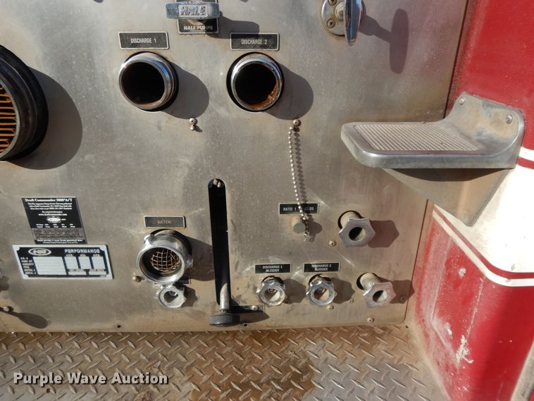 image for item GK9693 1993 International  E-One pumper fire truck