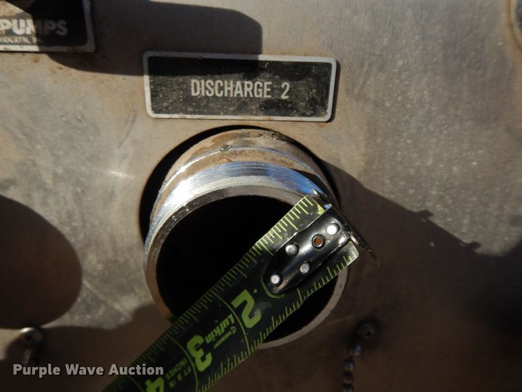 image for item GK9693 1993 International  E-One pumper fire truck