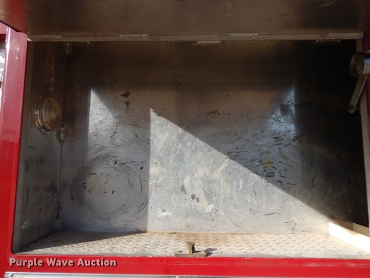 image for item GK9693 1993 International  E-One pumper fire truck