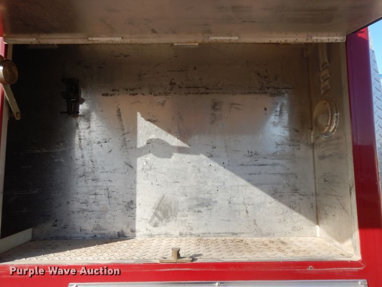 image for item GK9693 1993 International  E-One pumper fire truck