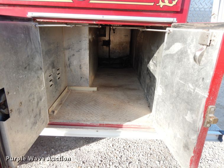 image for item GK9693 1993 International  E-One pumper fire truck