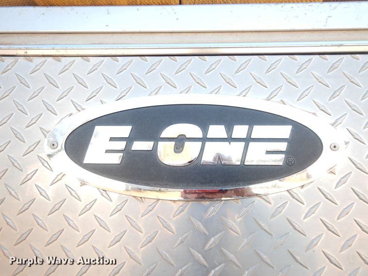 image for item GK9693 1993 International  E-One pumper fire truck