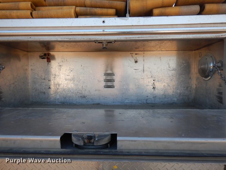 image for item GK9693 1993 International  E-One pumper fire truck