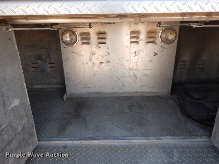 image for item GK9693 1993 International  E-One pumper fire truck