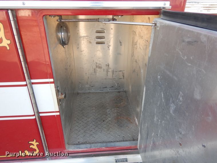 image for item GK9693 1993 International  E-One pumper fire truck