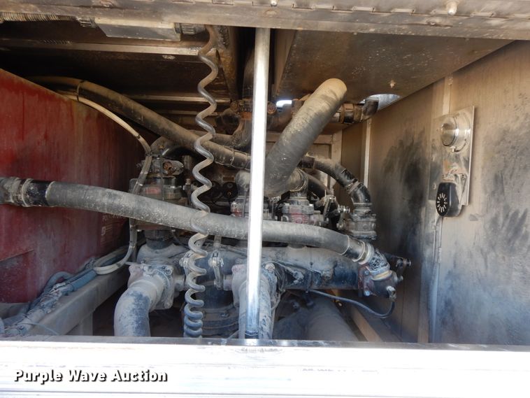 image for item GK9693 1993 International  E-One pumper fire truck