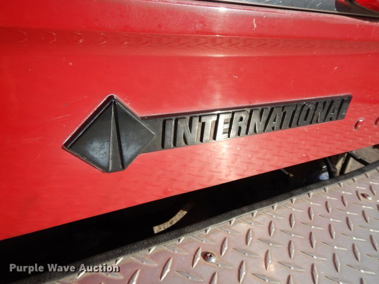 image for item GK9693 1993 International  E-One pumper fire truck