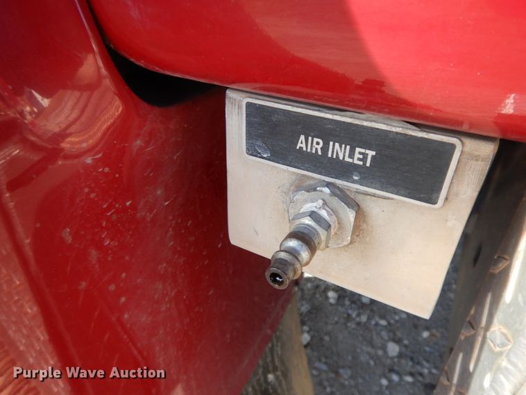 image for item GK9693 1993 International  E-One pumper fire truck