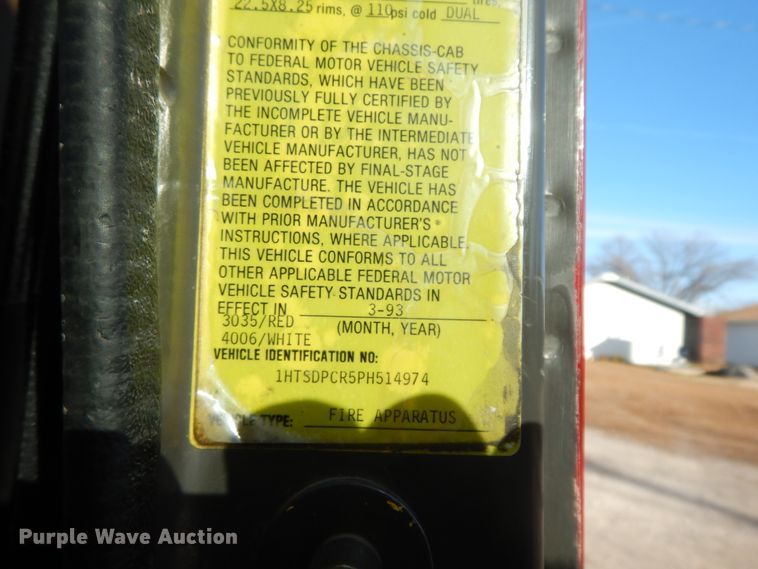 image for item GK9693 1993 International  E-One pumper fire truck