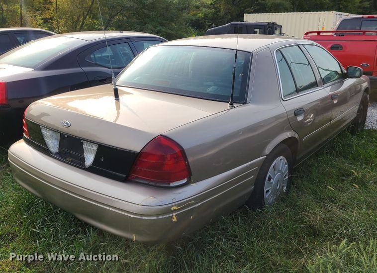 image for item GY9608 2008 Ford Crown Victoria Police Interceptor