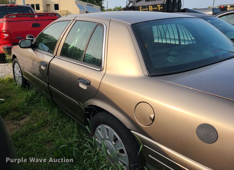image for item GY9608 2008 Ford Crown Victoria Police Interceptor
