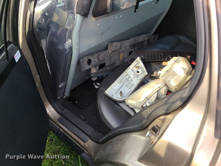 image for item GY9608 2008 Ford Crown Victoria Police Interceptor