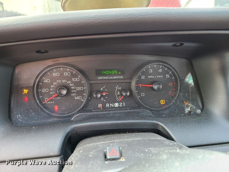 image for item GY9608 2008 Ford Crown Victoria Police Interceptor