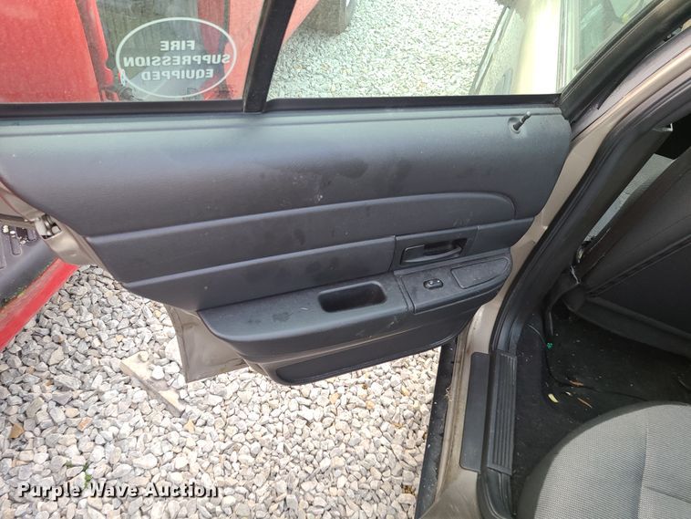 image for item GY9612 2007 Ford Crown Victoria Police Interceptor