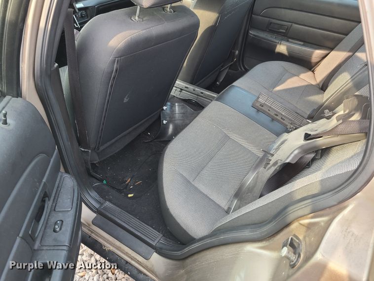 image for item GY9612 2007 Ford Crown Victoria Police Interceptor