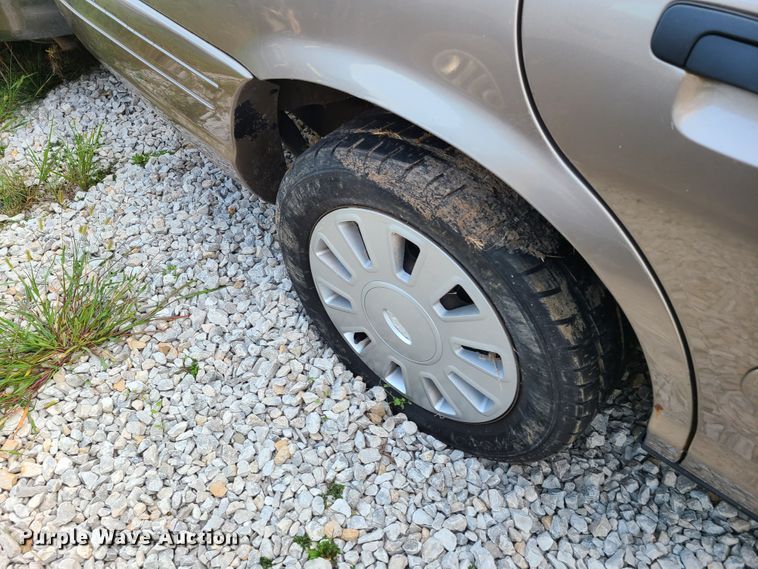 image for item GY9612 2007 Ford Crown Victoria Police Interceptor